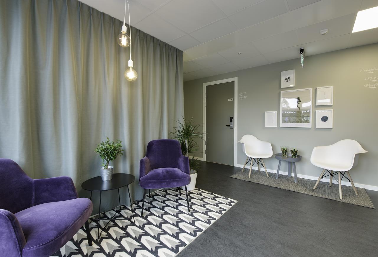 Hotell Eken Moelndal エクステリア 写真