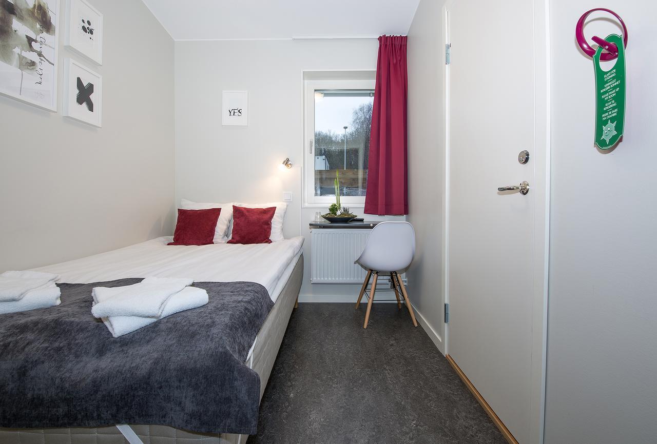 Hotell Eken Moelndal エクステリア 写真